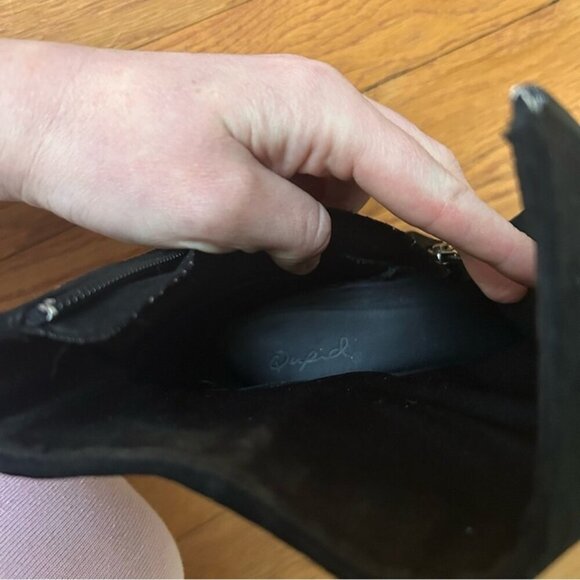 Qupid Black Faux Suede Heel Ankle Malone Boots Booties Women’s Size 8 - Picture 9 of 9